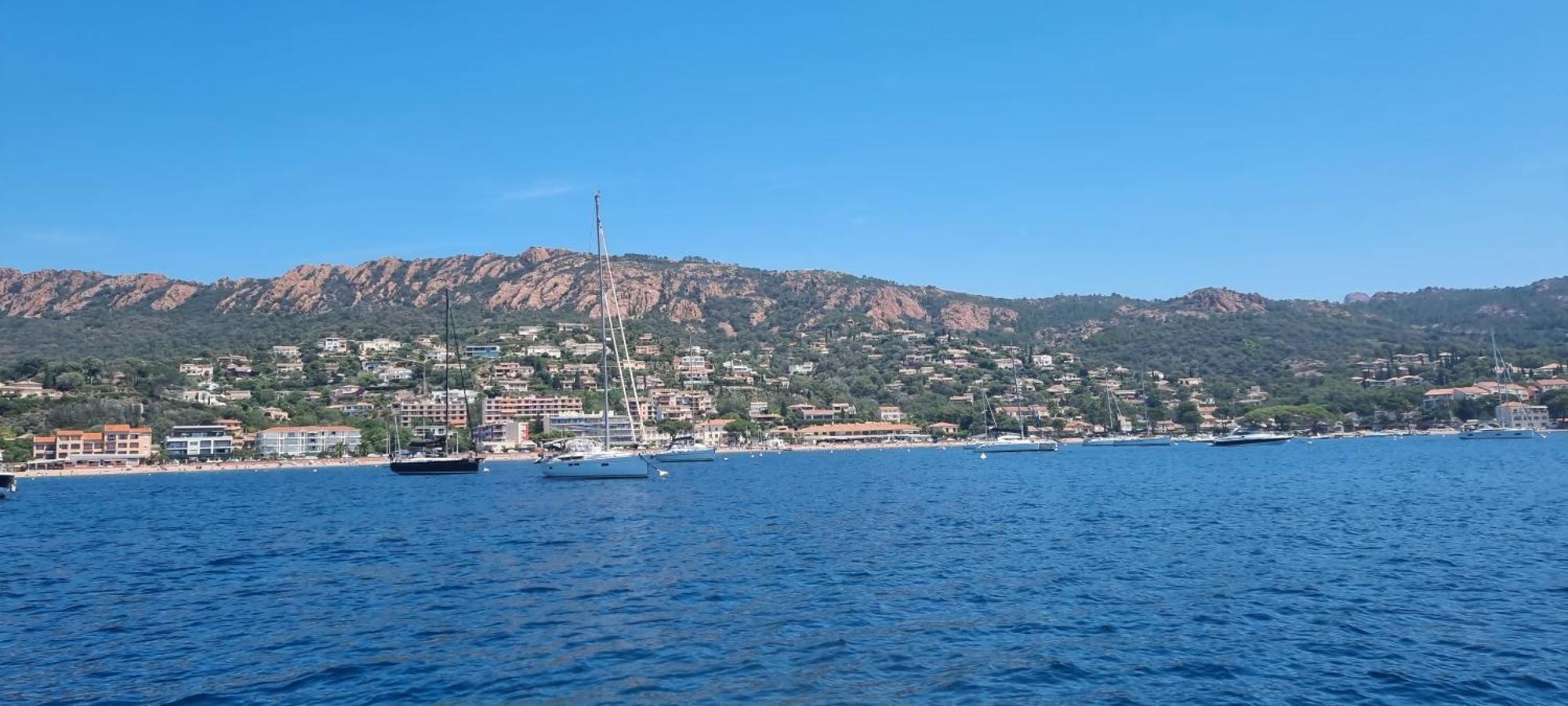Agay Cap Esterel Le Hameau F2 Clim Plein Sud Dernier Etage Magnifique Vue Mer Saint-Raphaël Exteriör bild