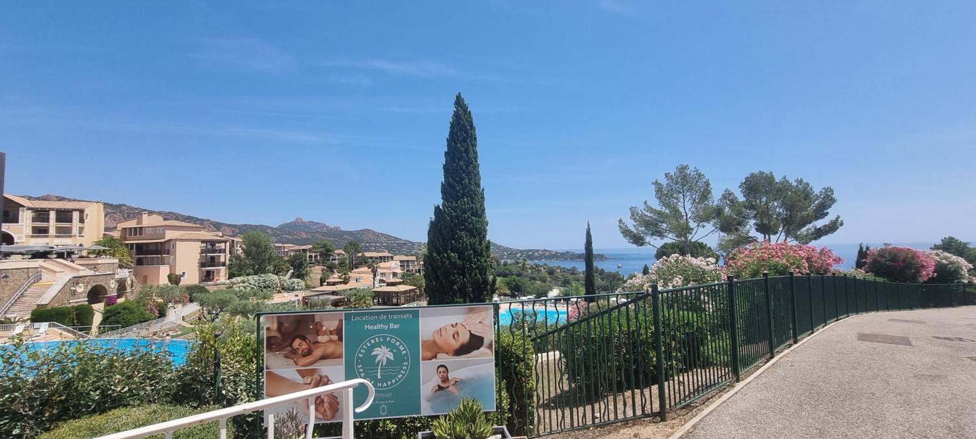 Agay Cap Esterel Le Hameau F2 Clim Plein Sud Dernier Etage Magnifique Vue Mer Saint-Raphaël Exteriör bild